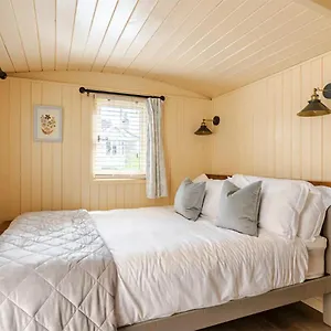 Holiday home Shepherd's Hut,, Bath